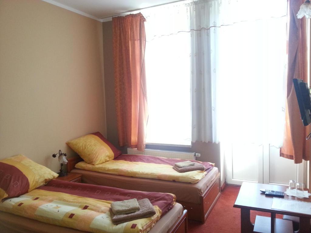 ليجنيكا Hotelik Parkowy الغرفة الصورة